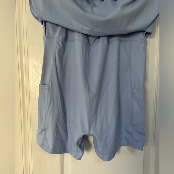 Active dress NWOT - Picture 4 of 8